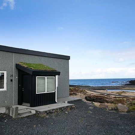 Hvassahraun Cabin By The Sea Vogar  Экстерьер фото